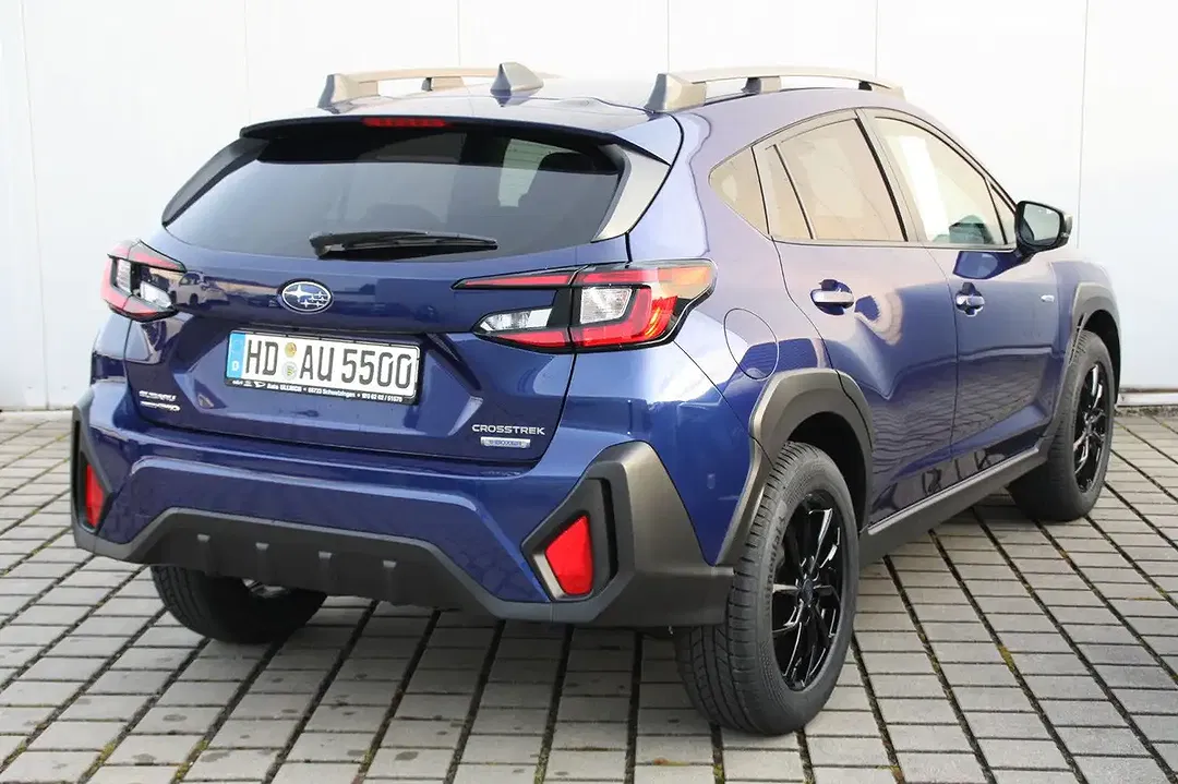 Subaru Crosstrek - Thumbnail 4