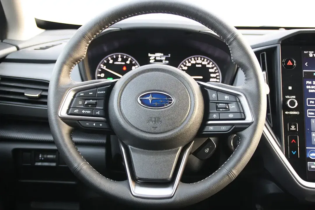 Subaru Crosstrek - Thumbnail 9