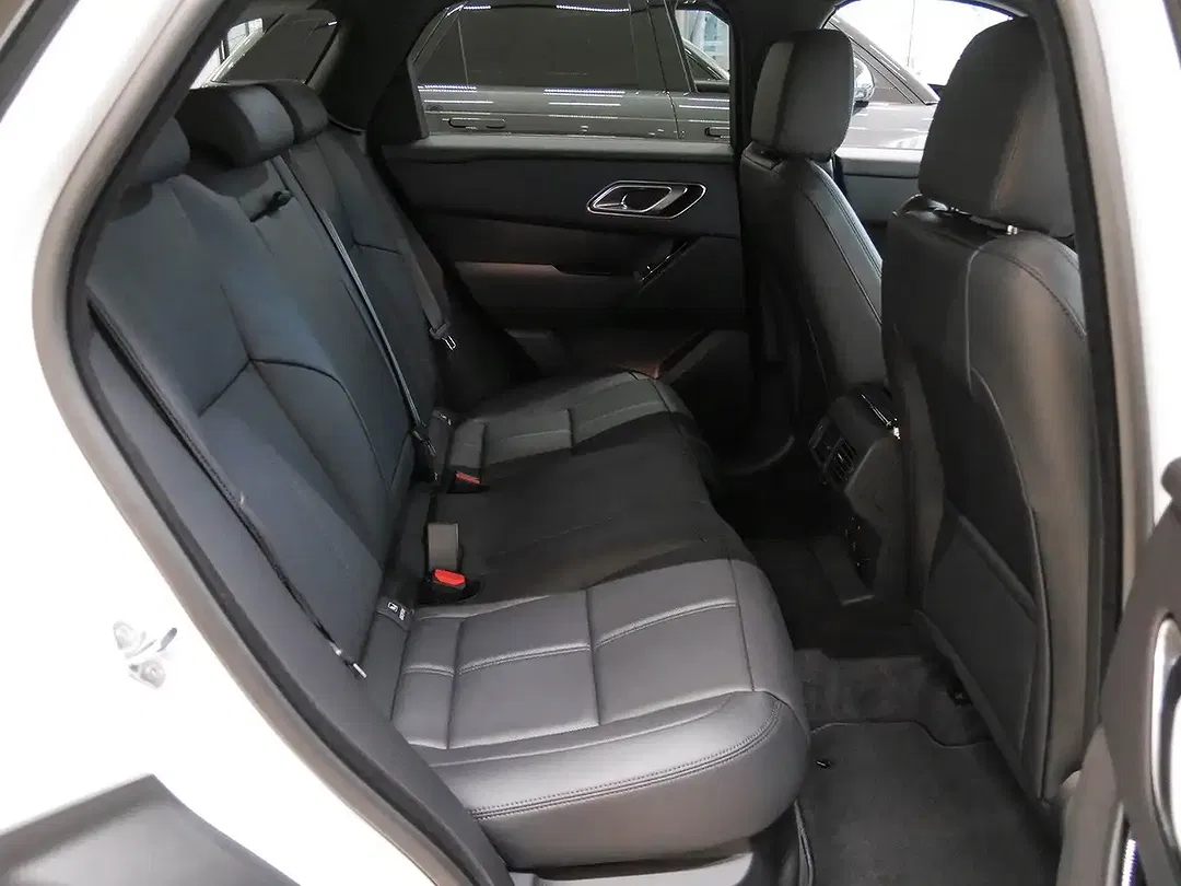 Land Rover Range Rover Velar - Thumbnail 5