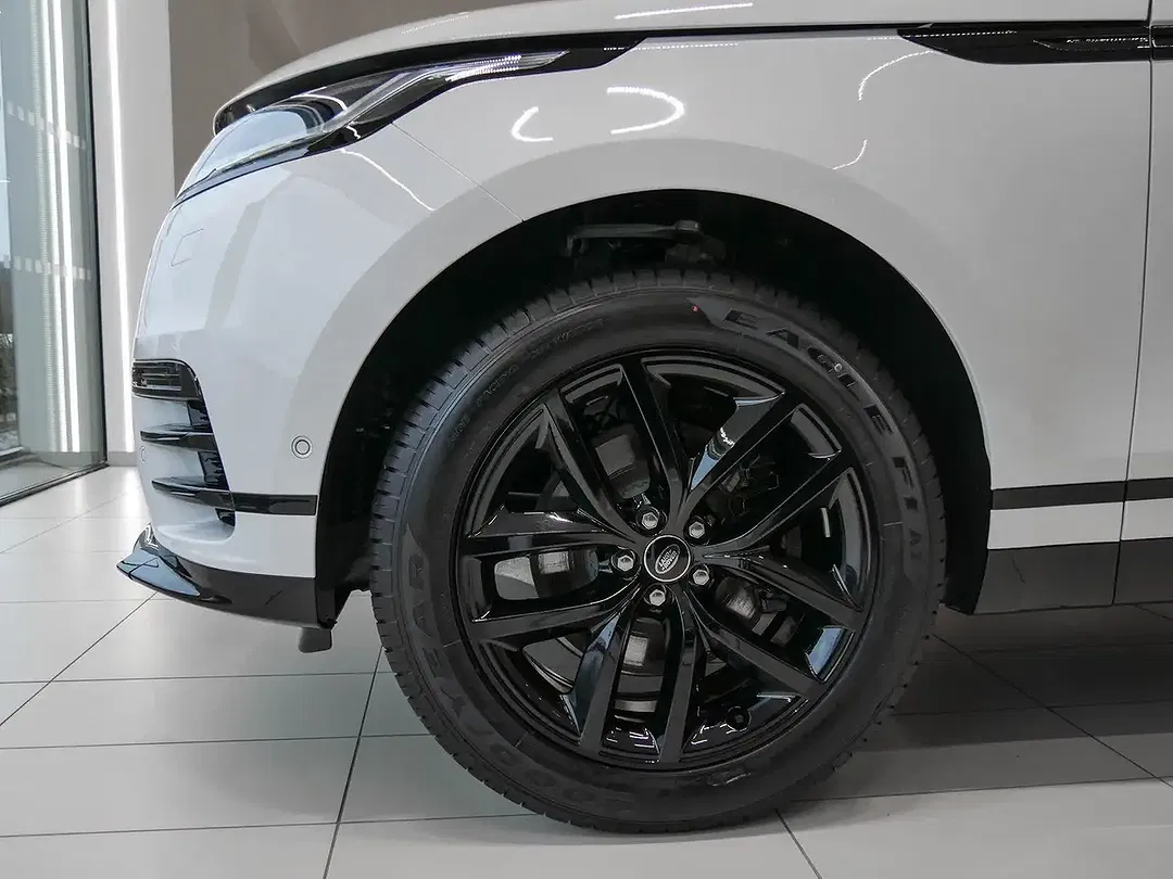 Land Rover Range Rover Velar - Thumbnail 9