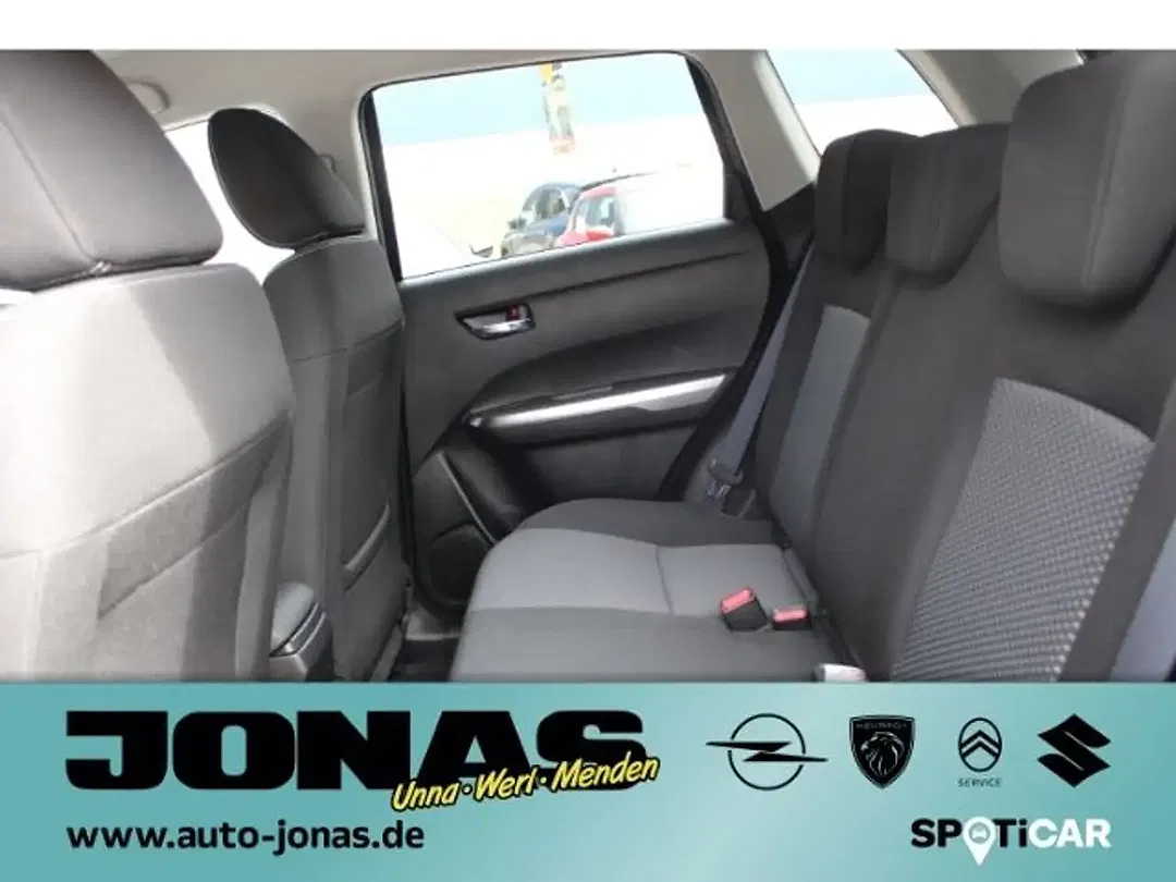 Suzuki Vitara - Thumbnail 16
