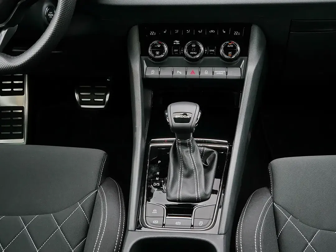 Skoda Karoq - Thumbnail 6