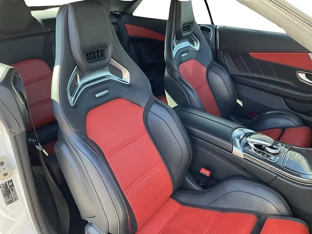 Mercedes-Benz C 63 AMG - Thumbnail 13