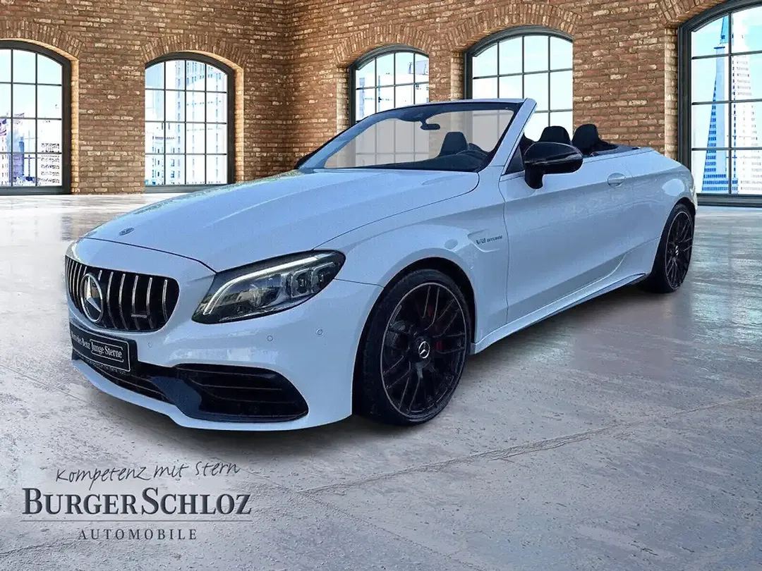 Mercedes-Benz C 63 AMG - Thumbnail 2