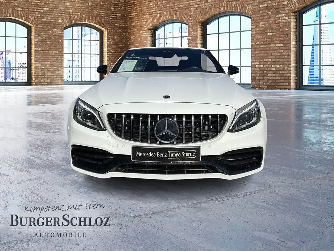 Mercedes-Benz C 63 AMG - Thumbnail 3