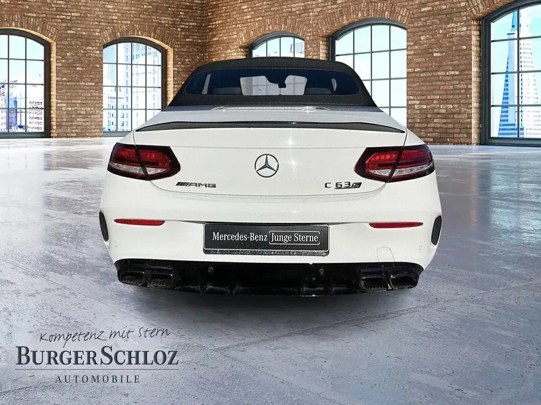 Mercedes-Benz C 63 AMG - Thumbnail 6