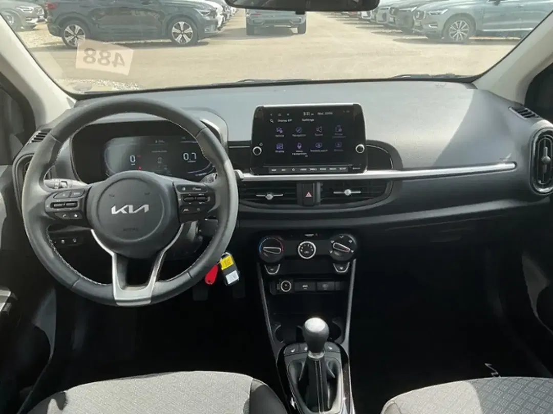 Kia Picanto - Thumbnail 11