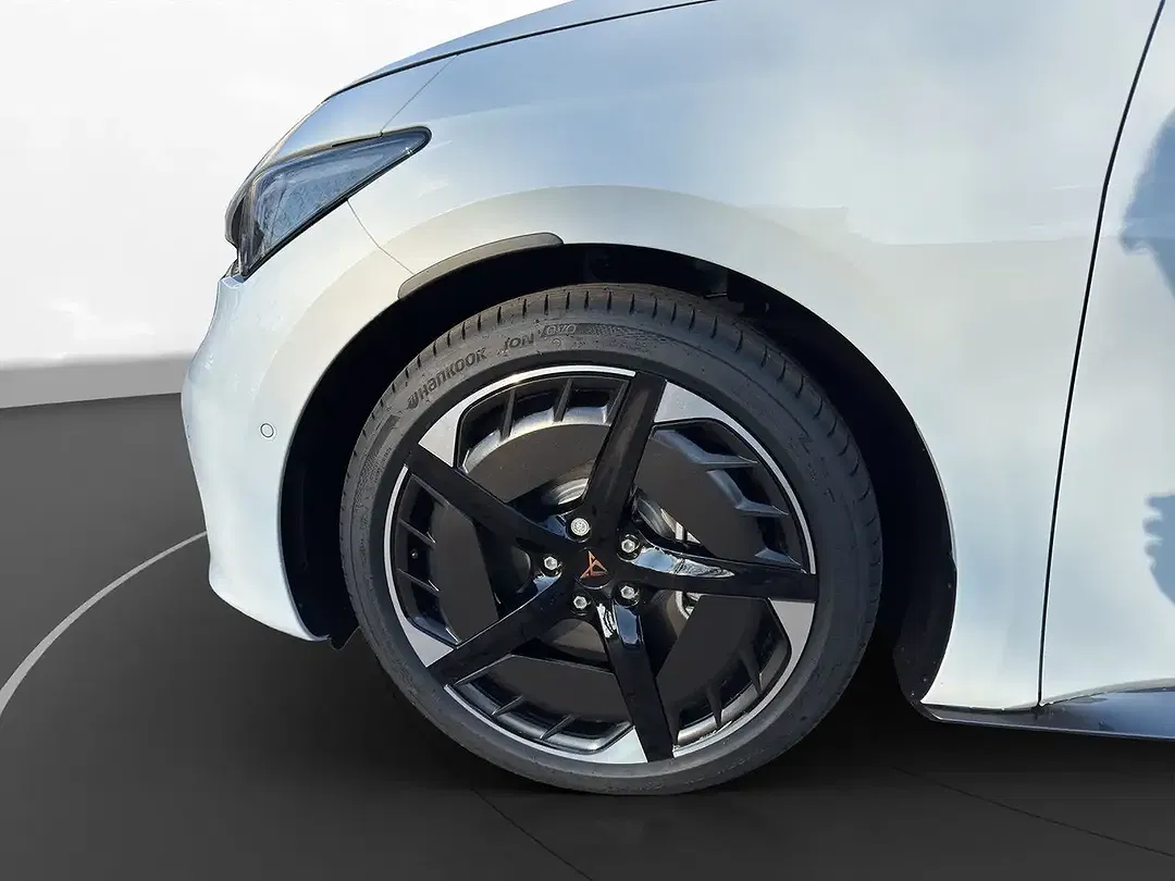 CUPRA Born - Thumbnail 11