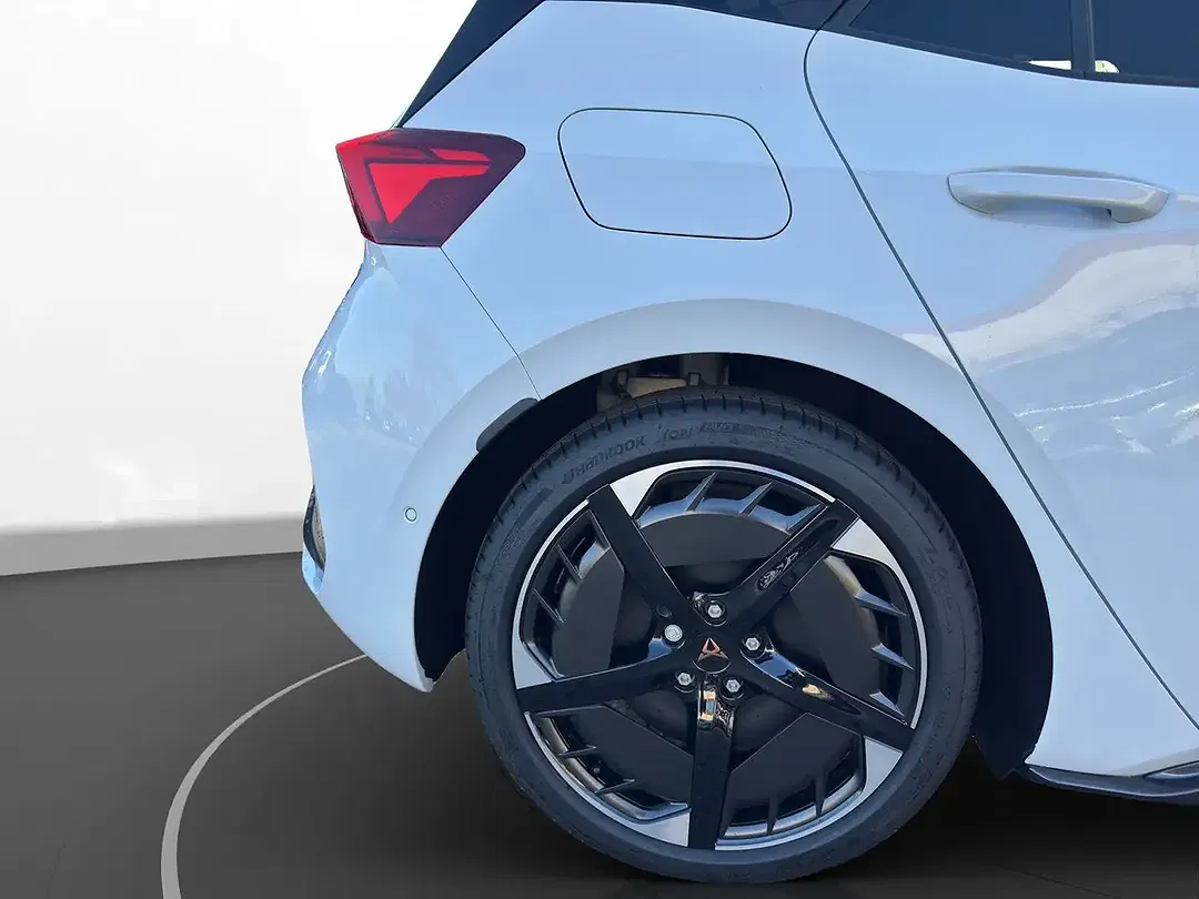CUPRA Born - Thumbnail 14