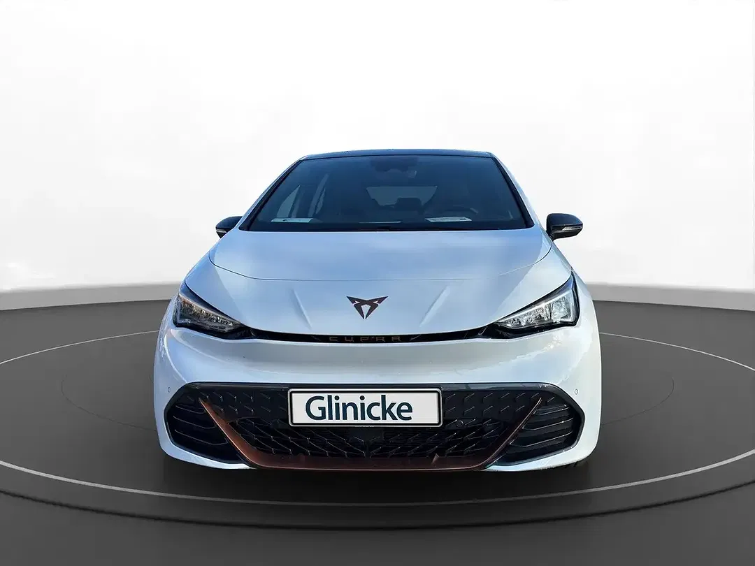 CUPRA Born - Thumbnail 2