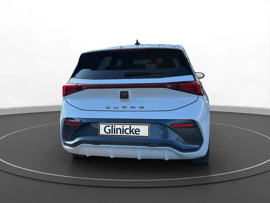 CUPRA Born - Thumbnail 3