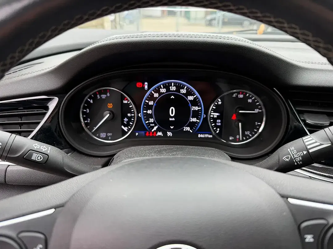Opel Insignia - Thumbnail 5