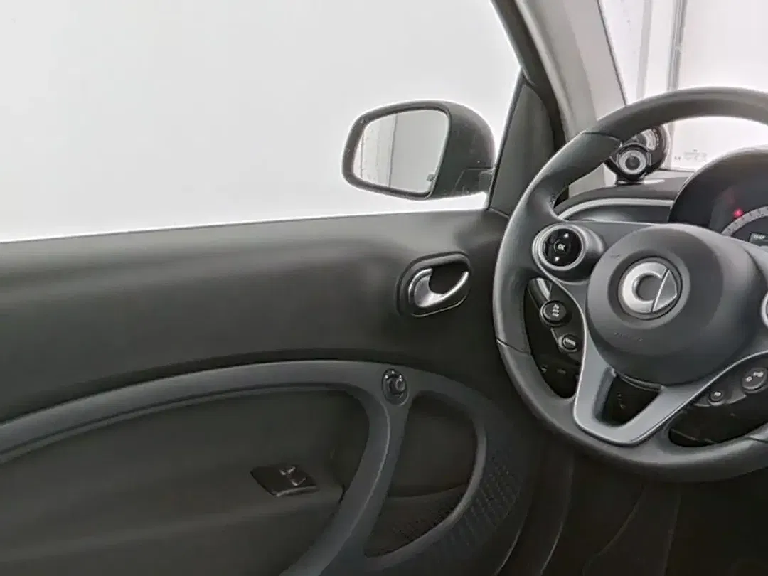 smart forTwo - Thumbnail 11