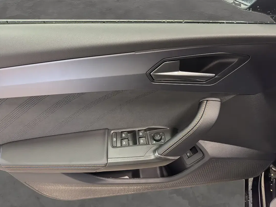 CUPRA Leon - Thumbnail 13