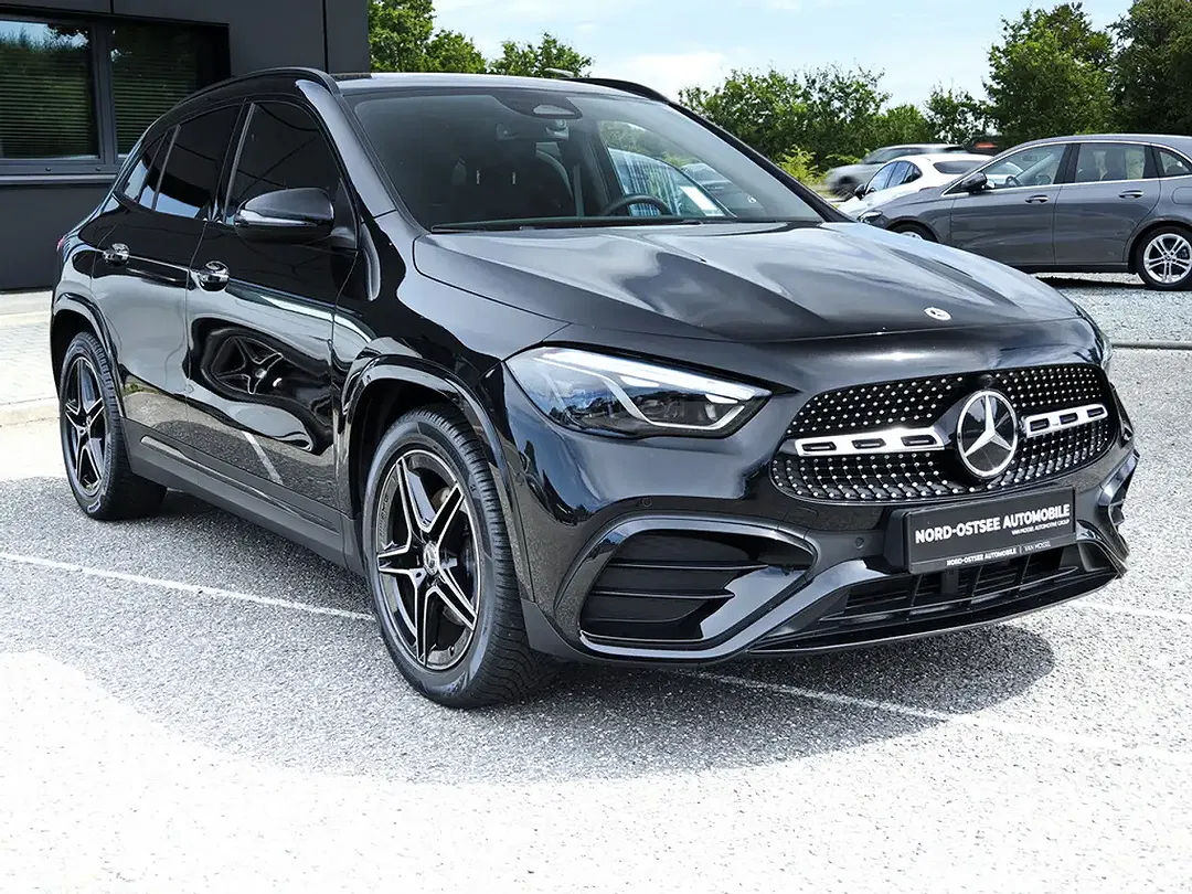 Mercedes-Benz GLA 200 - Thumbnail 5