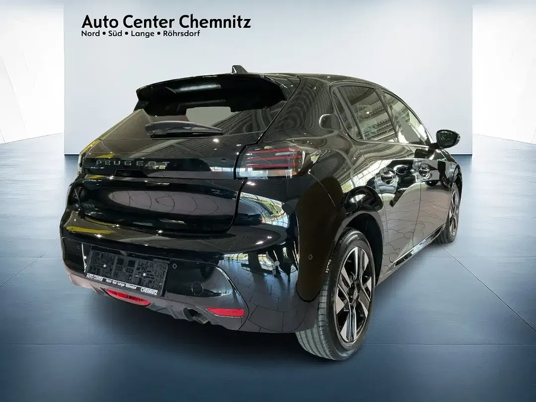 Peugeot 208 - Thumbnail 4
