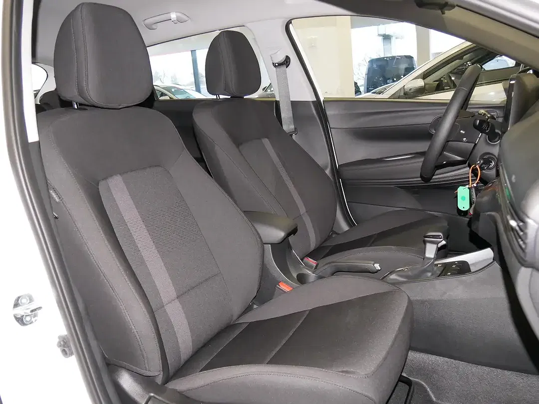 Hyundai i20 - Thumbnail 5