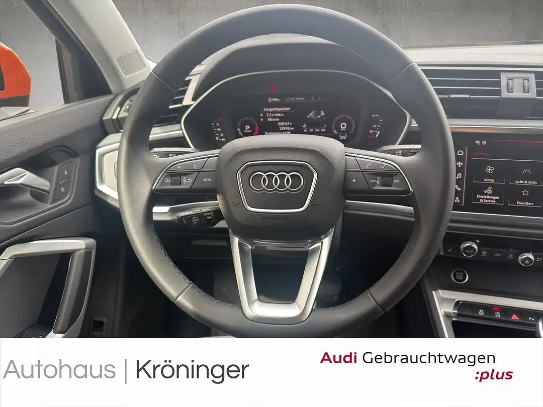 Audi Q3 - Thumbnail 11