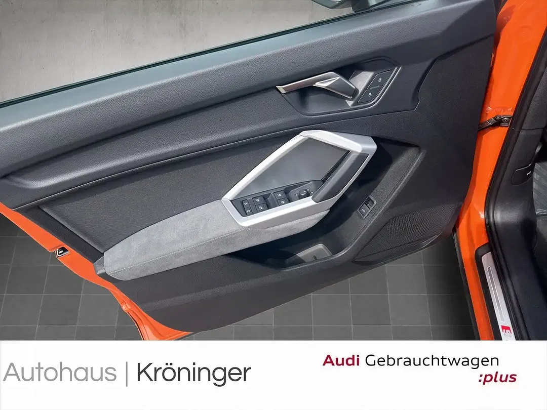 Audi Q3 - Thumbnail 8