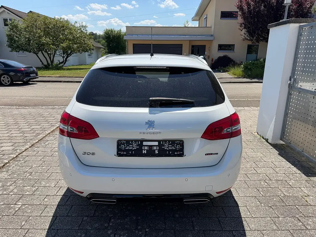 Peugeot 308 - Thumbnail 4