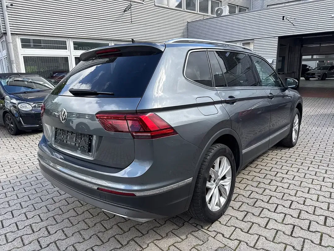Volkswagen Tiguan Allspace - Thumbnail 3