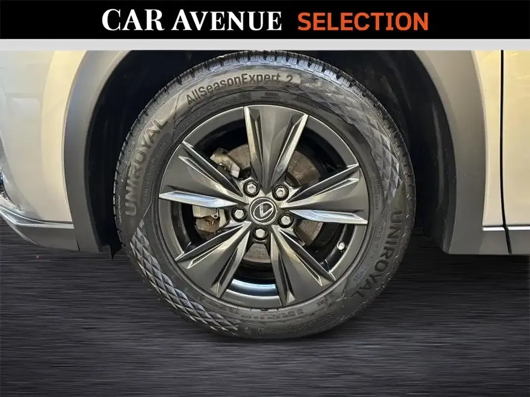 Lexus UX 250h - Thumbnail 7