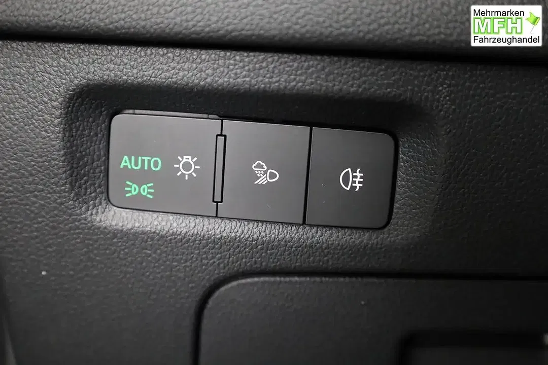 Skoda Octavia - Thumbnail 8