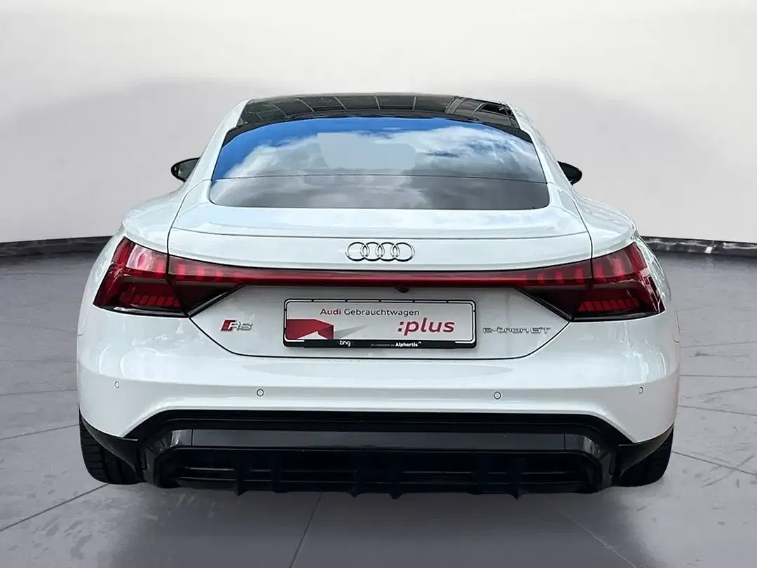 Audi RS e-tron GT - Thumbnail 4