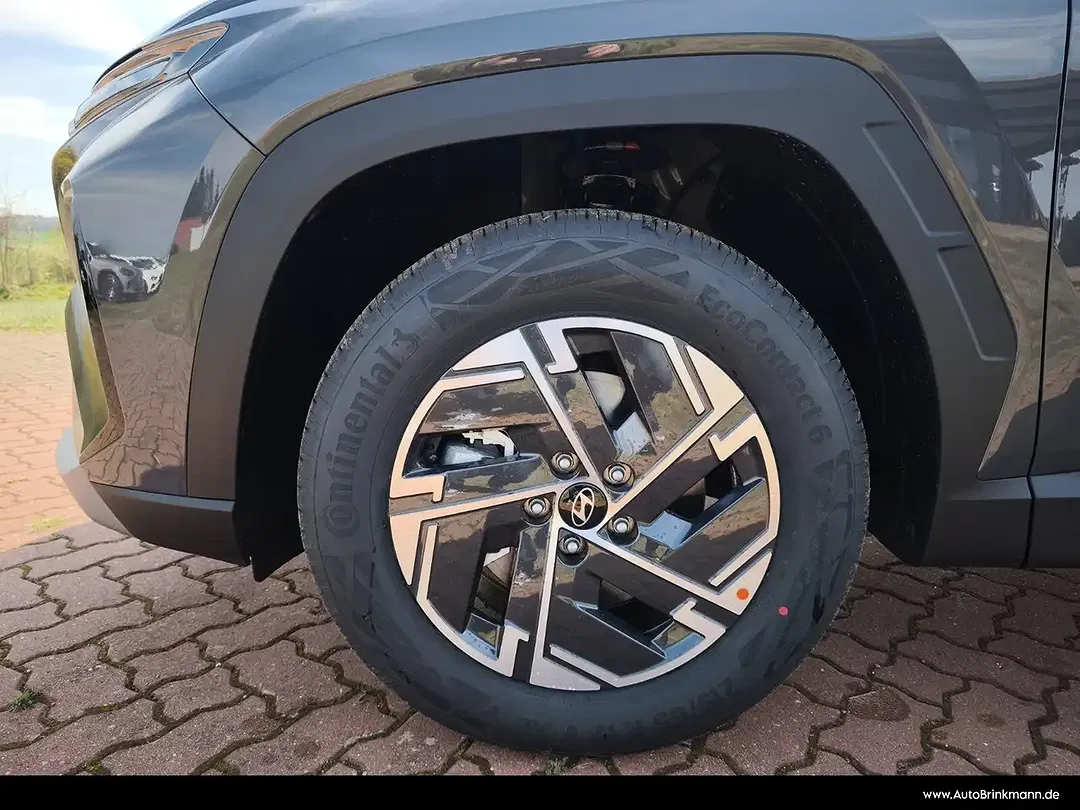 Hyundai TUCSON - Thumbnail 9