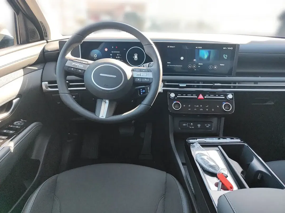 Hyundai TUCSON - Thumbnail 10