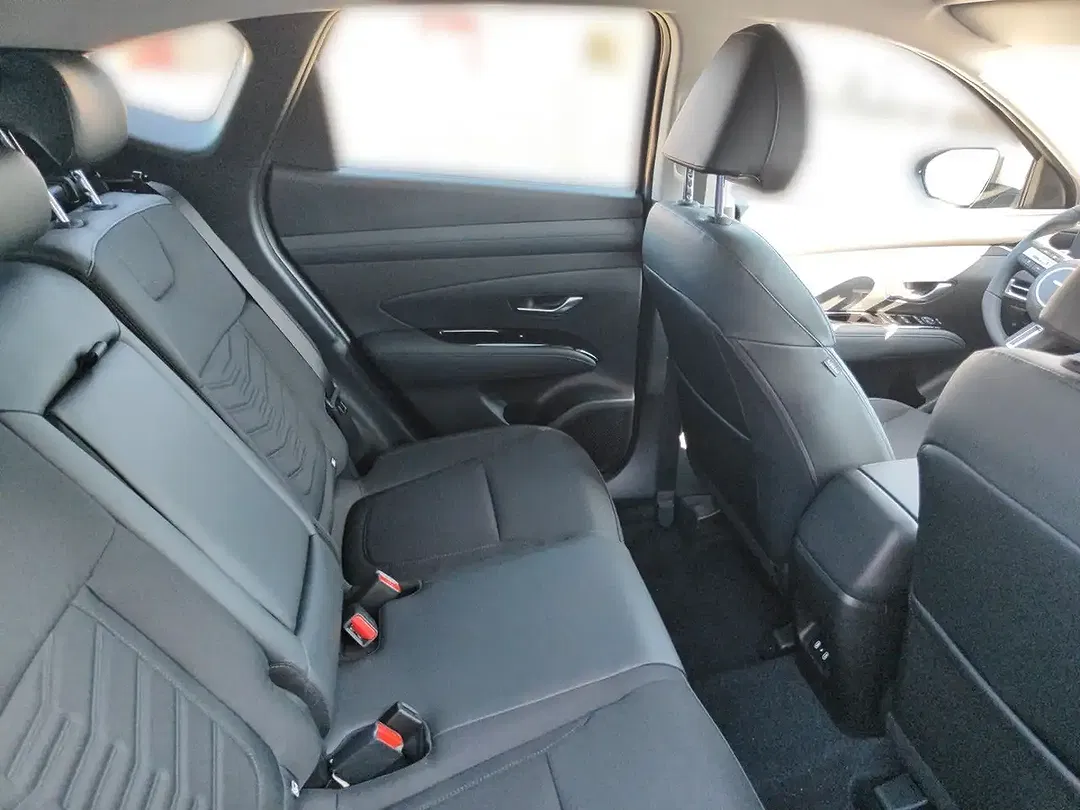 Hyundai TUCSON - Thumbnail 13