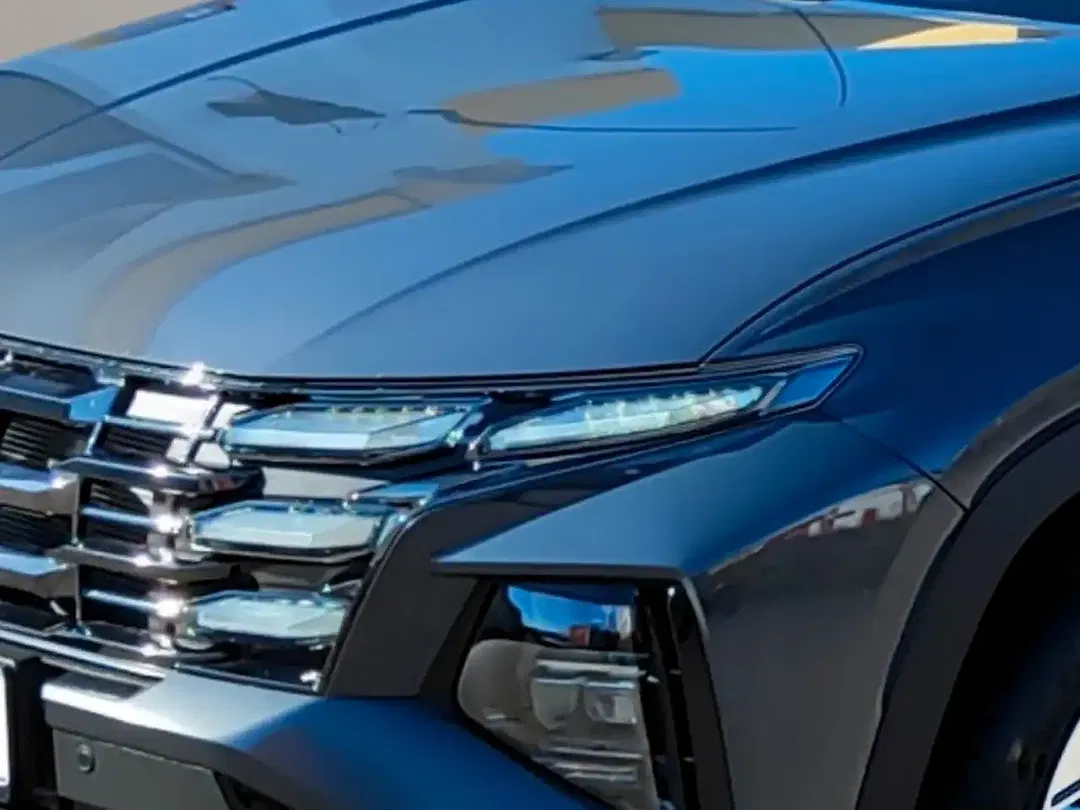 Hyundai TUCSON - Thumbnail 5