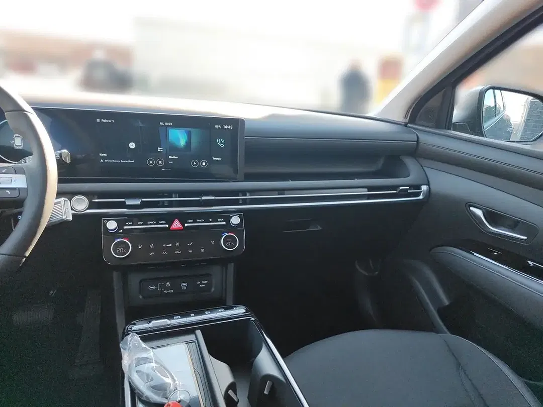 Hyundai TUCSON - Thumbnail 9