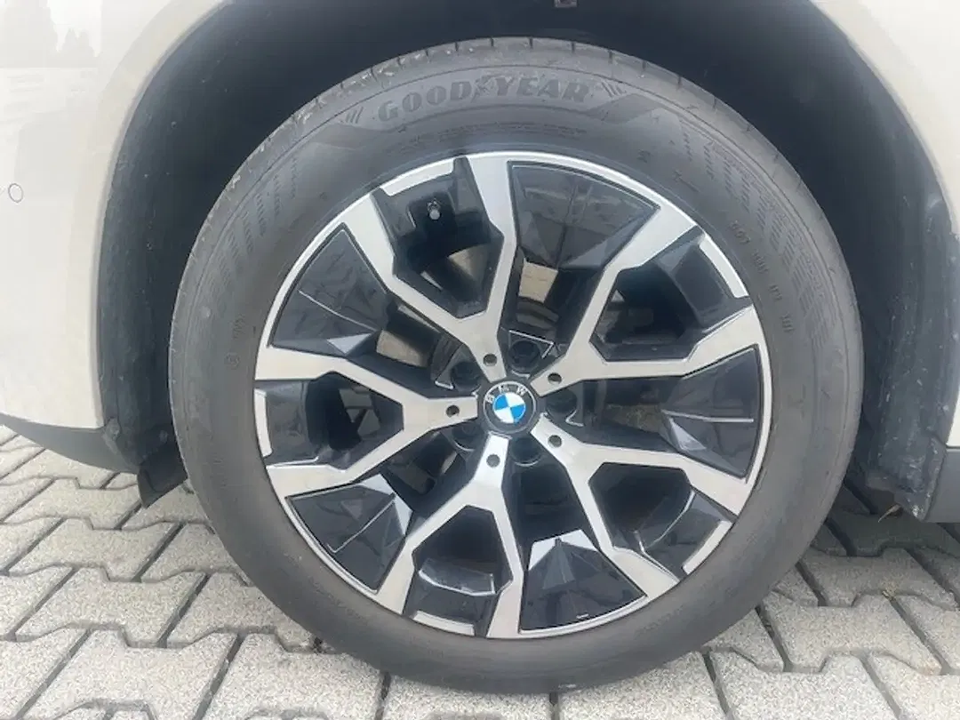 BMW X3 - Thumbnail 12