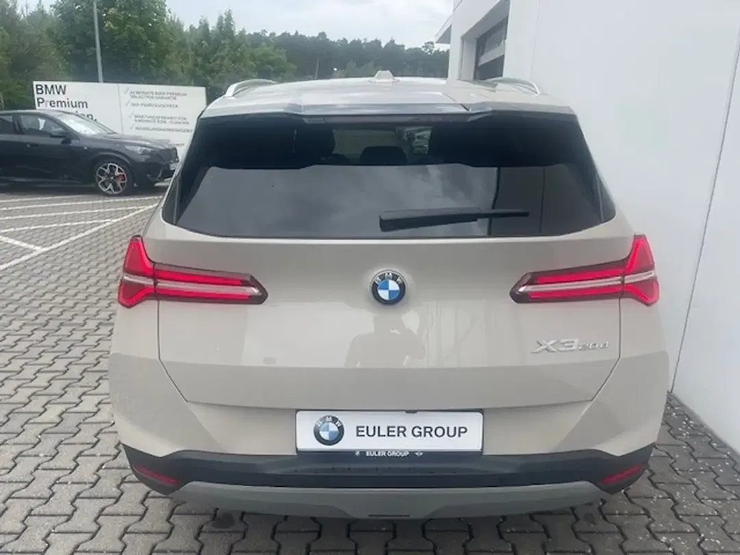BMW X3 - Thumbnail 4