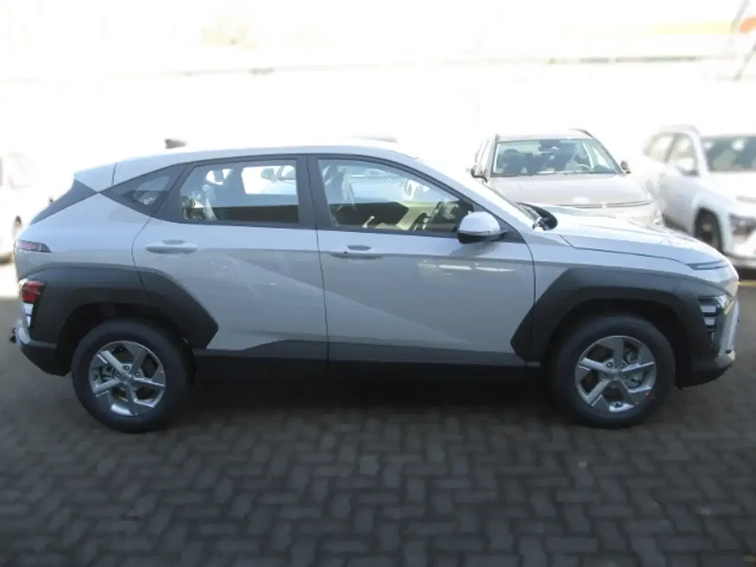Hyundai KONA - Thumbnail 3