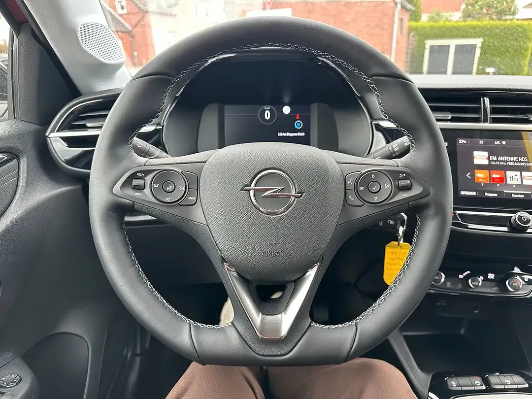 Opel Corsa - Thumbnail 10