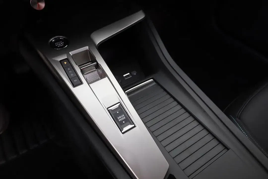 Peugeot 308 - Thumbnail 11