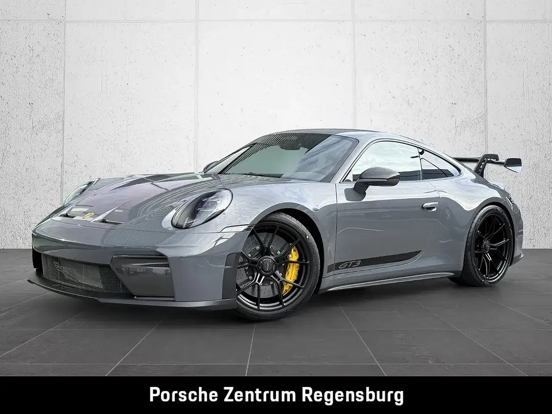 Porsche 992 - Thumbnail 1