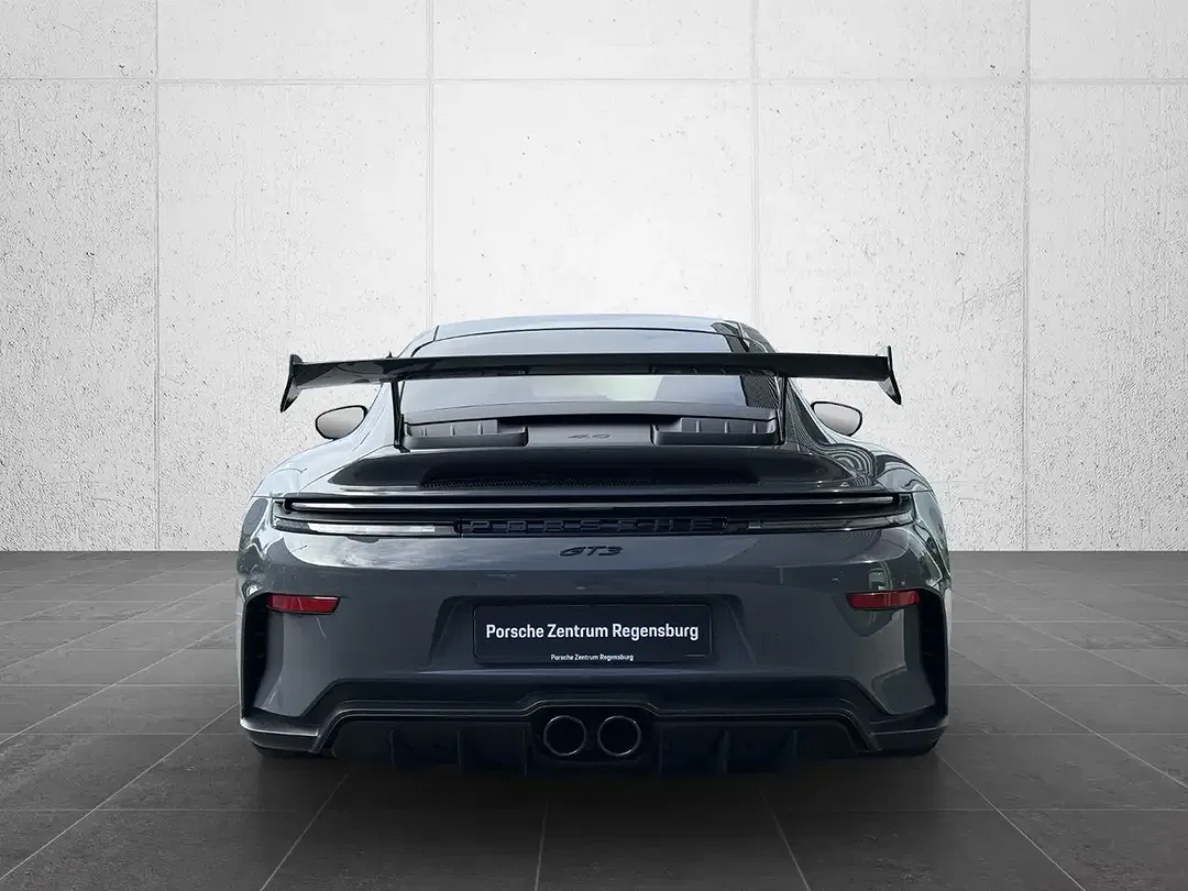 Porsche 992 - Thumbnail 5