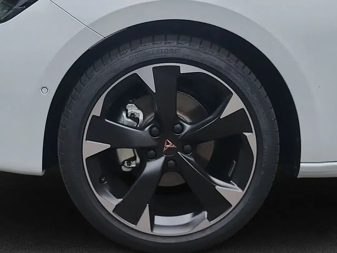 CUPRA Leon - Thumbnail 7
