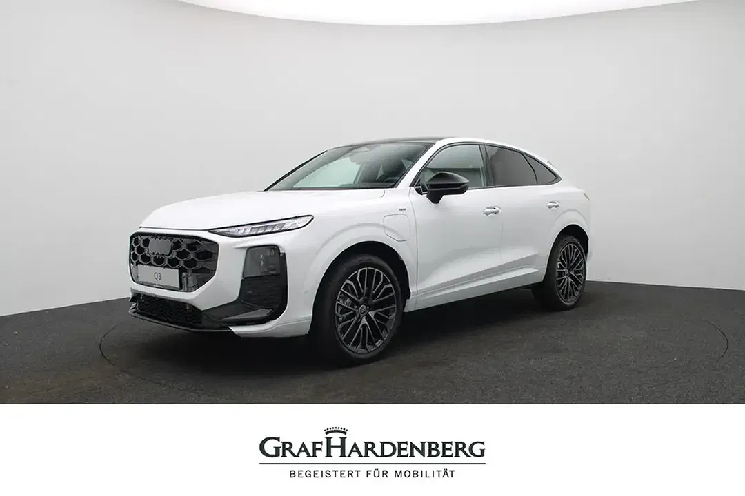 Audi Q3 - Thumbnail 1