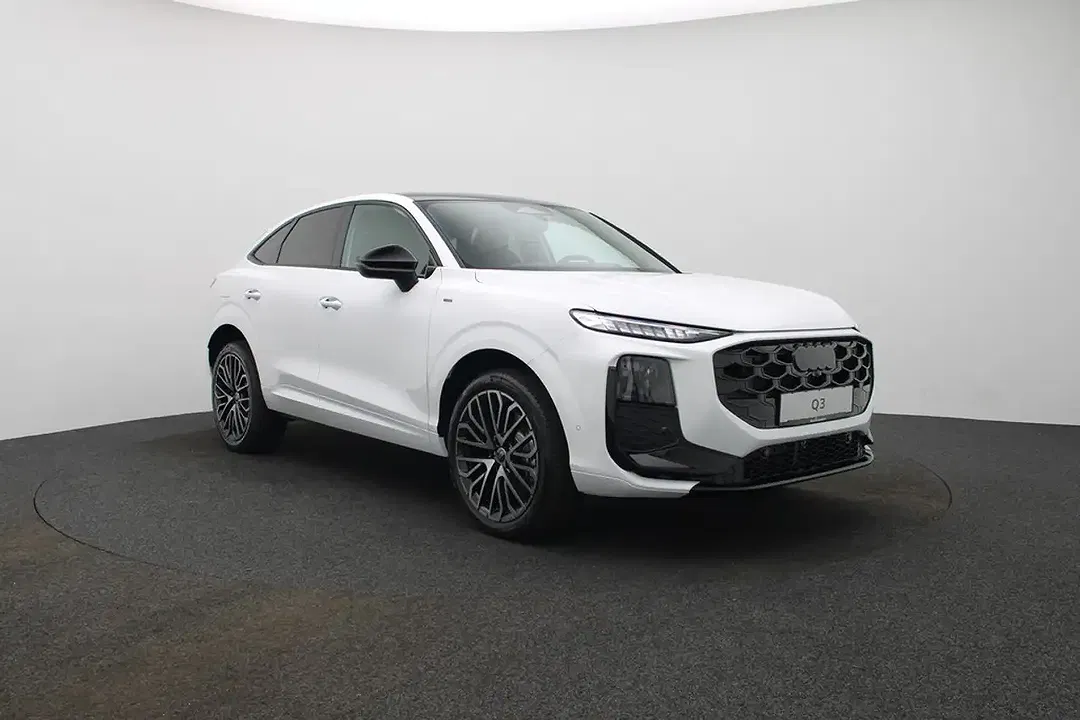 Audi Q3 - Thumbnail 6