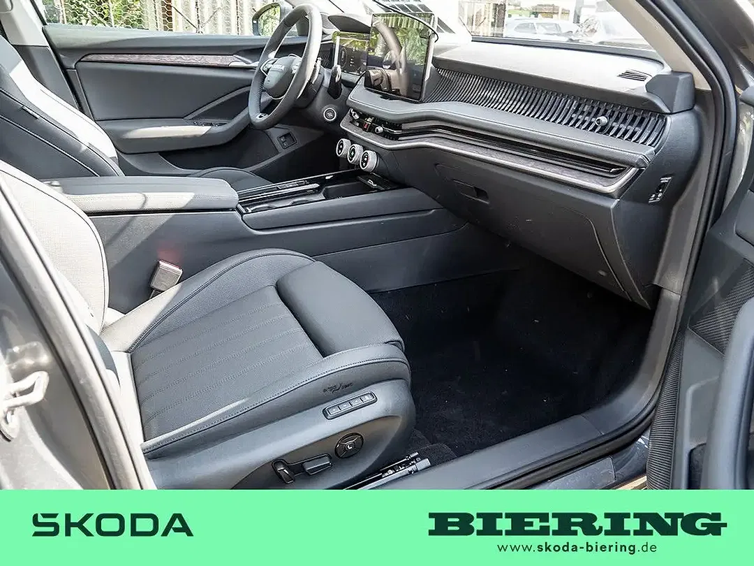 Skoda Superb - Thumbnail 2