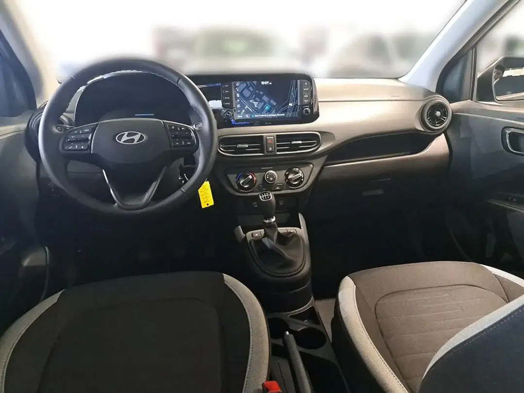 Hyundai i10 - Thumbnail 11