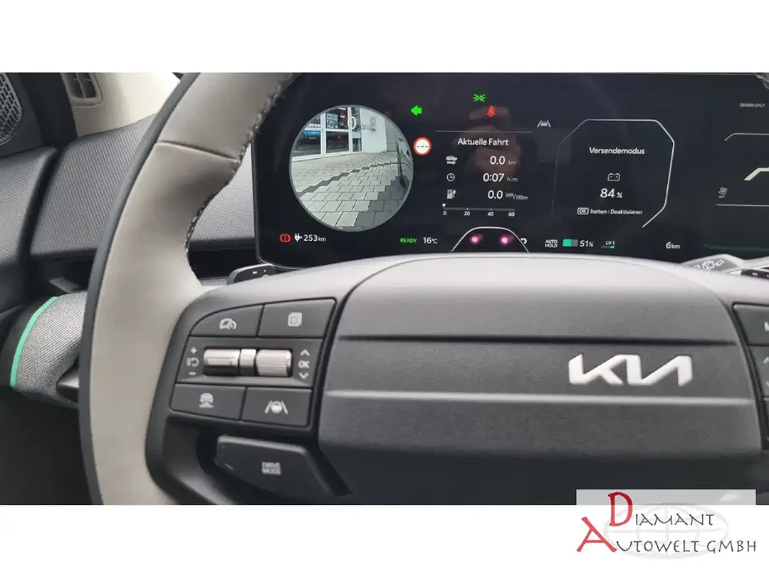 Kia EV4 - Thumbnail 11