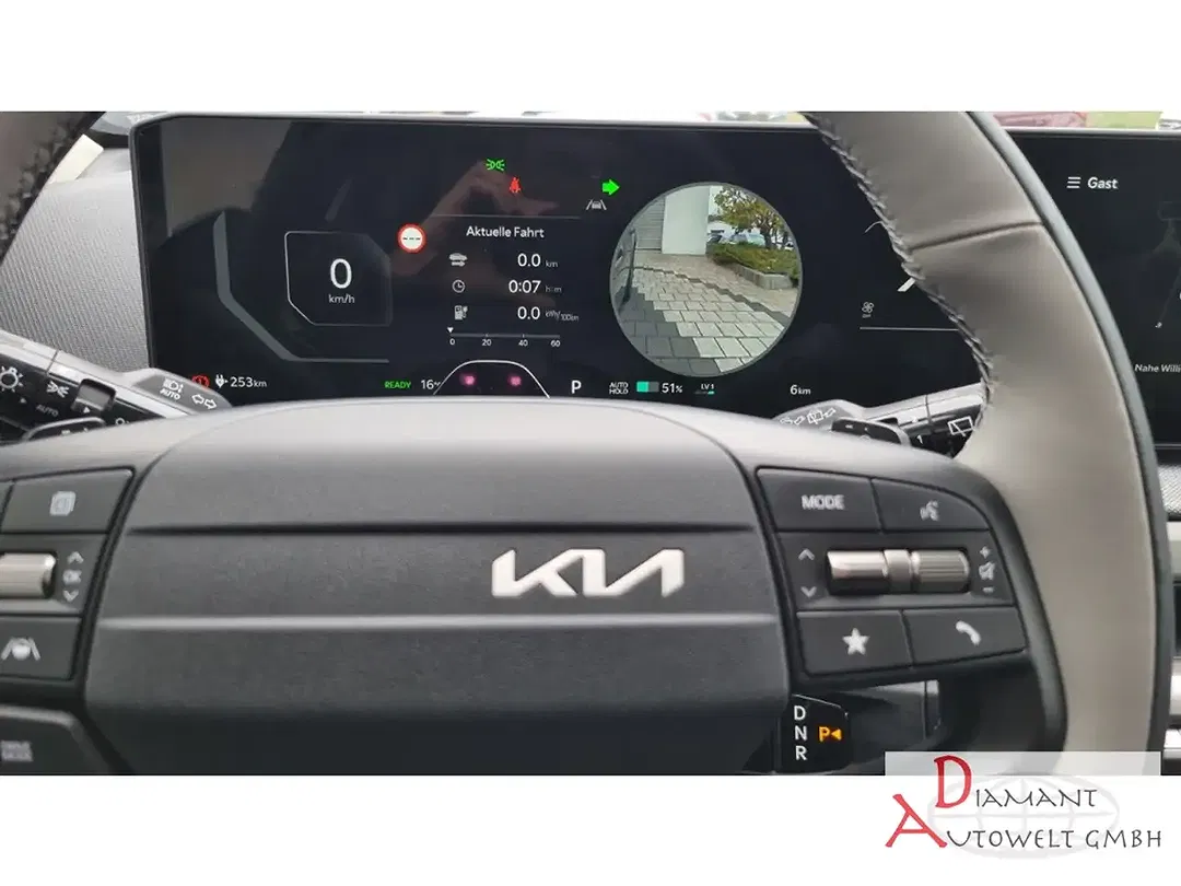 Kia EV4 - Thumbnail 12