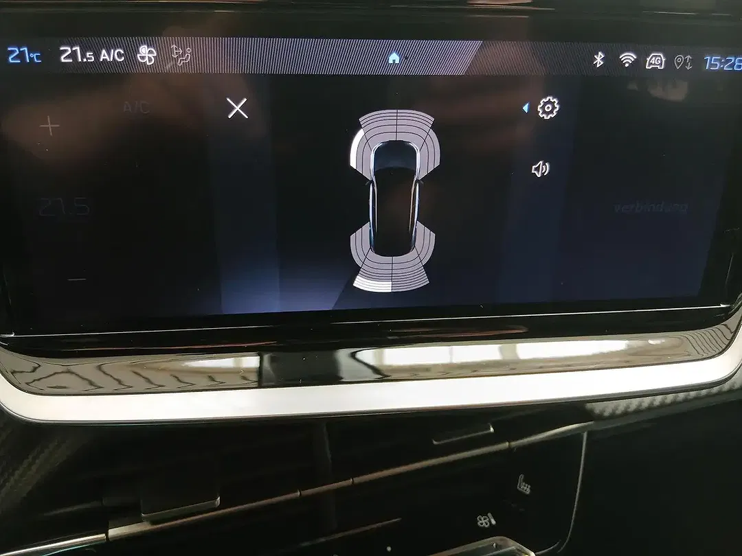 Peugeot 2008 - Thumbnail 13