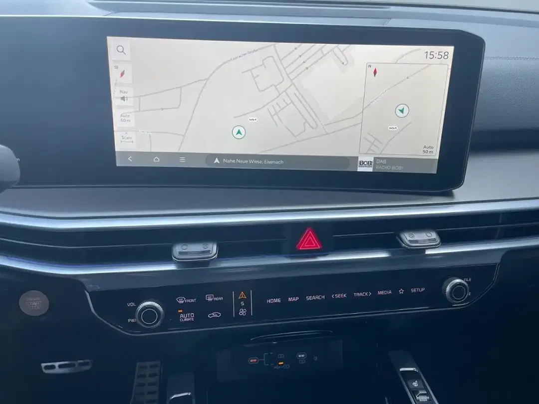Kia Sorento - Thumbnail 9