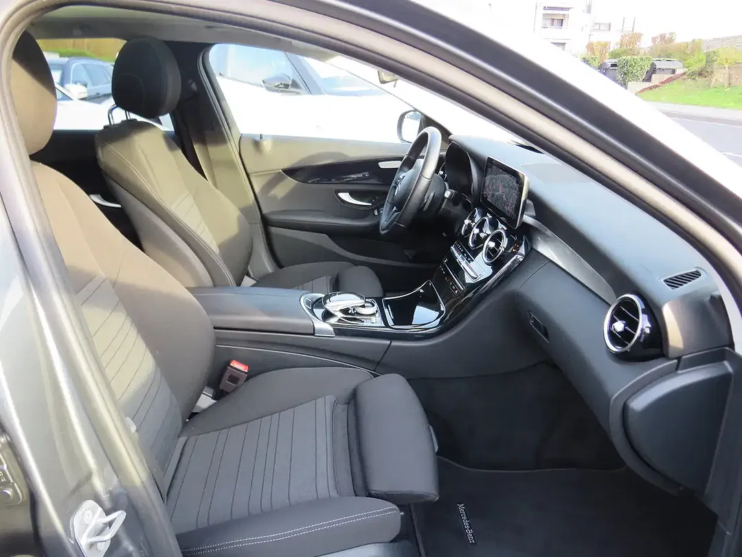 Mercedes-Benz C 220 - Thumbnail 9